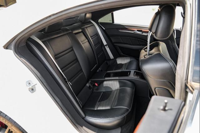 Photo of 2014 Diamond White Metallic Mercedes-Benz CLS-Class