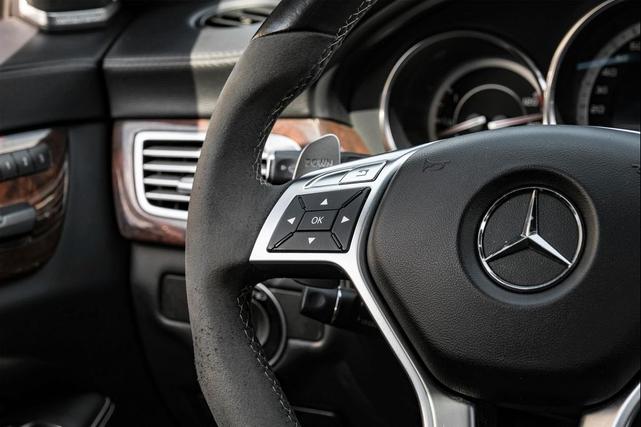 Photo of 2014 Diamond White Metallic Mercedes-Benz CLS-Class