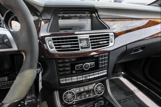 Photo of 2014 Diamond White Metallic Mercedes-Benz CLS-Class