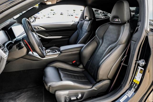 Photo of 2023 Black Sapphire Metallic BMW M4