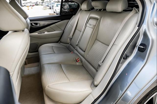 Photo of 2015 Graphite Shadow INFINITI Q50