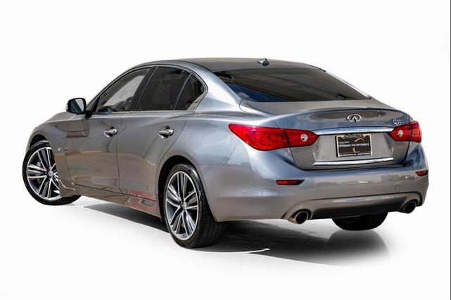 Photo of 2015 Graphite Shadow INFINITI Q50