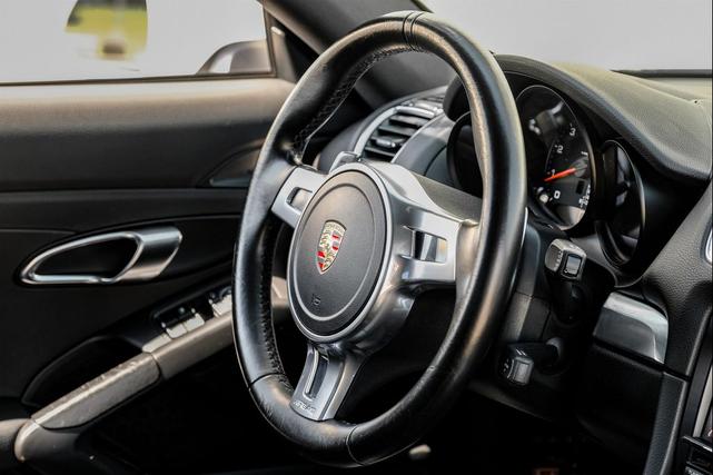Photo of 2015 White Porsche Cayman