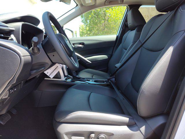 Photo of 2025 Wind Chill Pearl Toyota Corolla Cross