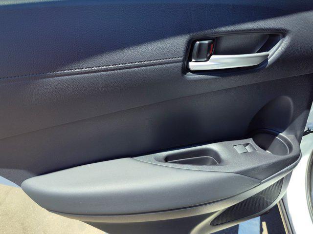 Photo of 2025 Wind Chill Pearl Toyota Corolla Cross
