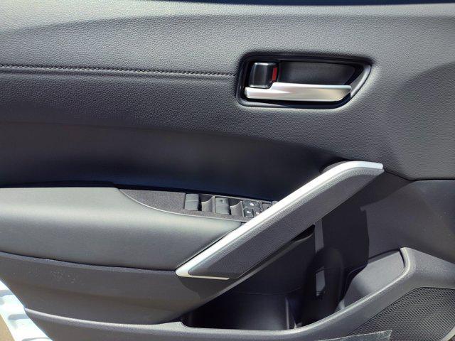 Photo of 2025 Wind Chill Pearl Toyota Corolla Cross
