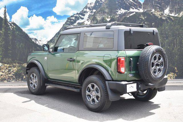 Photo of 2022 Green Ford Bronco