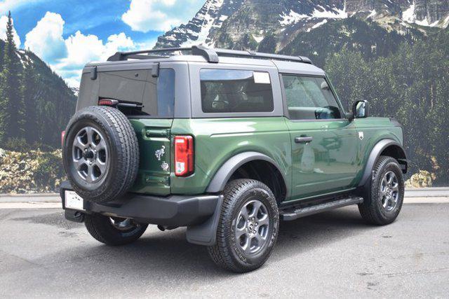 Photo of 2022 Green Ford Bronco