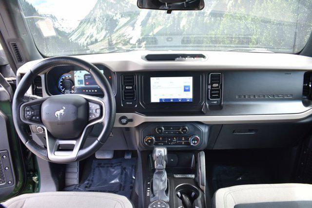 Photo of 2022 Green Ford Bronco