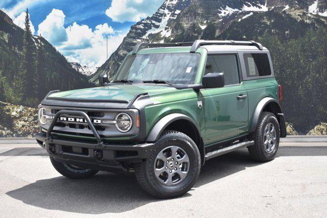 Photo of 2022 Green Ford Bronco