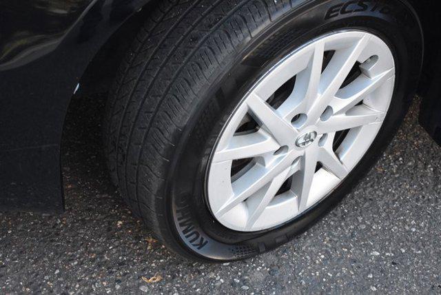 Photo of 2014 Magnetic Gray Metallic Toyota Prius v