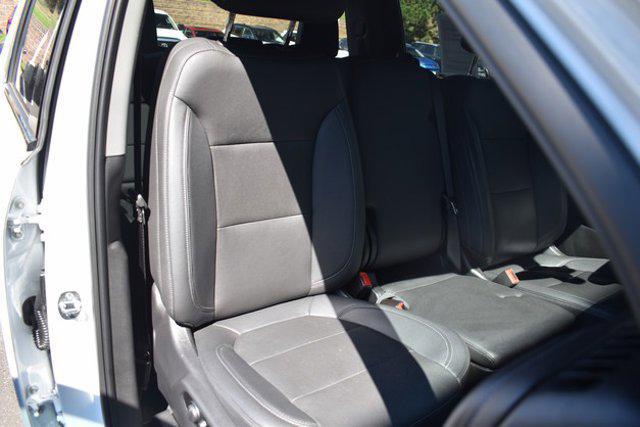 Photo of 2021 Summit White GMC Sierra 2500