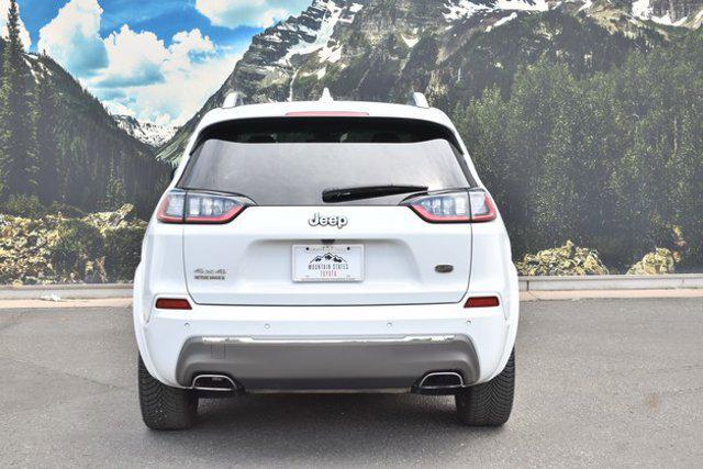 Photo of 2019 Bright White Clearcoat Jeep Cherokee