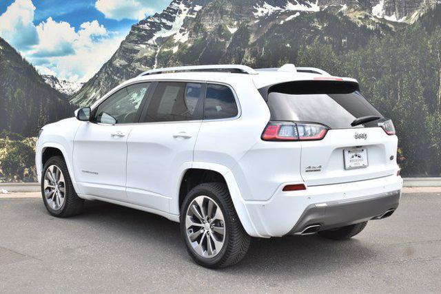 Photo of 2019 Bright White Clearcoat Jeep Cherokee