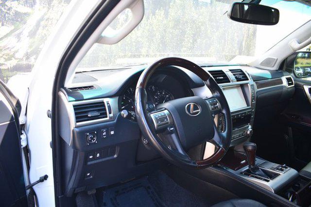 Photo of 2019 Starfire Pearl Lexus GX 460