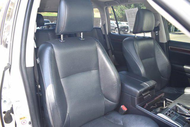 Photo of 2019 Starfire Pearl Lexus GX 460
