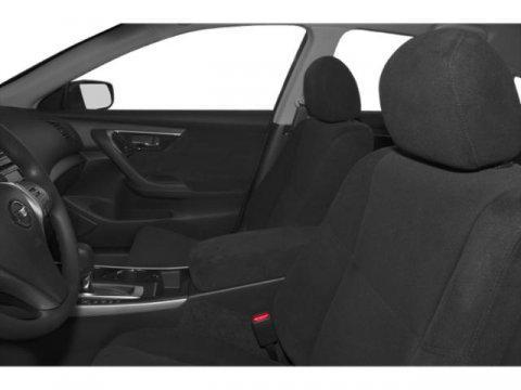 Photo of 2015 Storm Nissan Altima