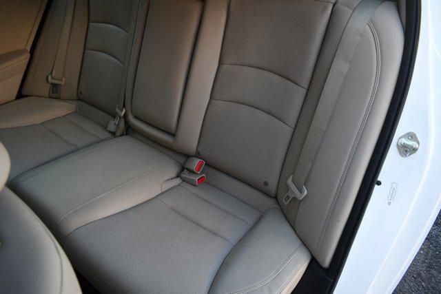 Photo of 2013 White Orchid Pearl Honda Accord
