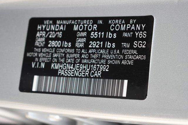 Photo of 2017 Santiago Silver Metallic Genesis G80