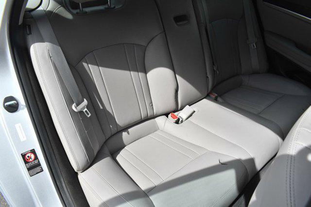Photo of 2017 Santiago Silver Metallic Genesis G80