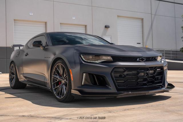 Photo of 2024 Panther Black Matte Chevrolet Camaro