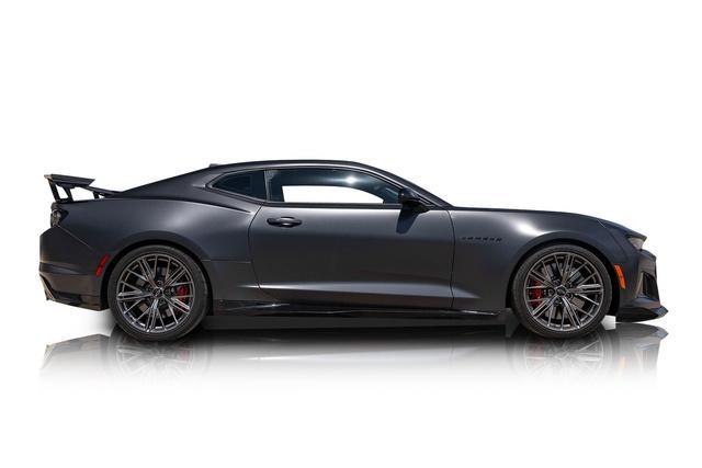 Photo of 2024 Panther Black Matte Chevrolet Camaro