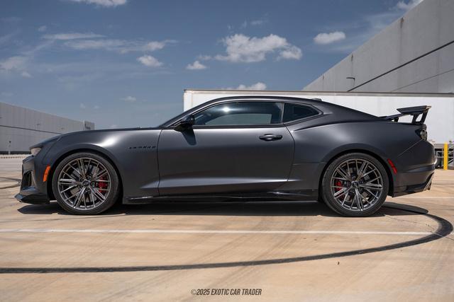 Photo of 2024 Panther Black Matte Chevrolet Camaro