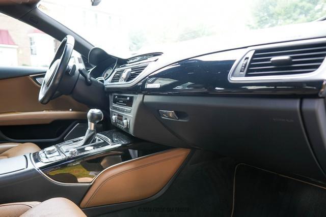 Photo of 2015 Ibis White Audi RS 7