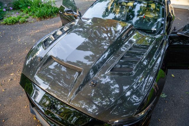 Photo of 2015 Black Ford Mustang