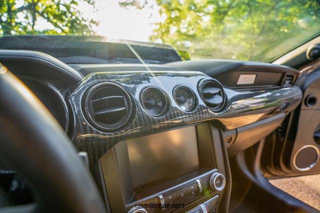 Photo of 2015 Black Ford Mustang