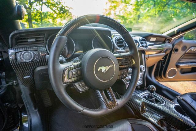 Photo of 2015 Black Ford Mustang
