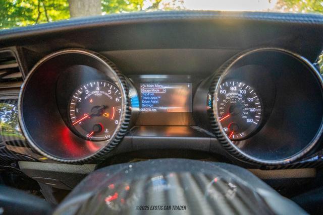 Photo of 2015 Black Ford Mustang