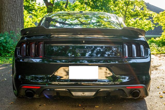 Photo of 2015 Black Ford Mustang