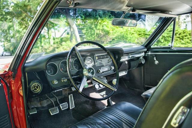 Photo of 1967 Red Pontiac LeMans