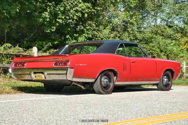 Photo of 1967 Red Pontiac LeMans