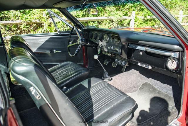 Photo of 1967 Red Pontiac LeMans