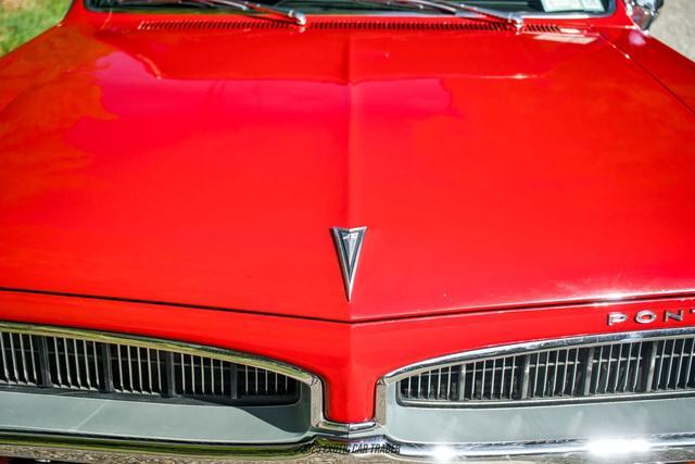 Photo of 1967 Red Pontiac LeMans