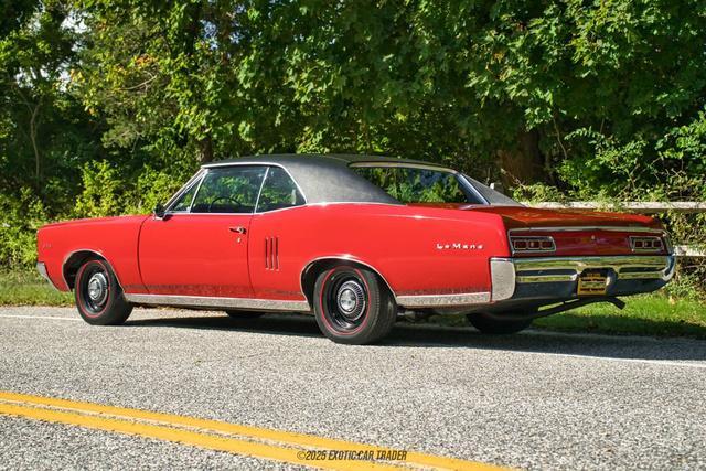 Photo of 1967 Red Pontiac LeMans