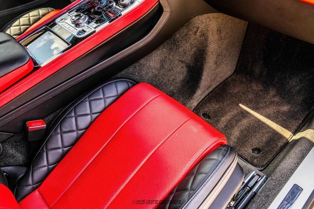 Photo of 2020 Dark Sapphire Bentley Continental GT