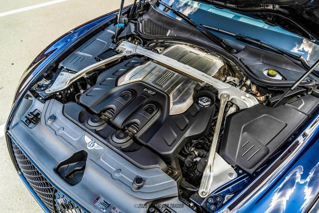 Photo of 2020 Dark Sapphire Bentley Continental GT