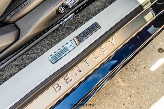 Photo of 2020 Dark Sapphire Bentley Continental GT