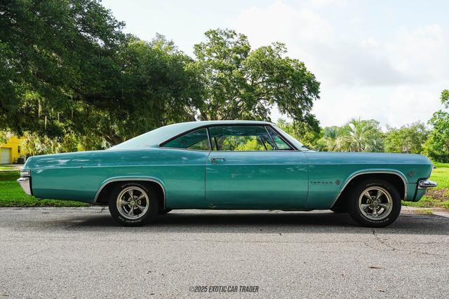 Photo of 1965 Evening Turquoise Chevrolet Impala