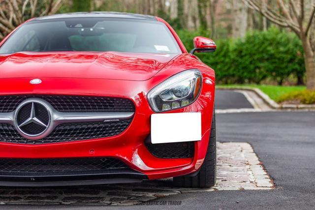 Photo of 2016 Mars Red Mercedes-Benz AMG GT