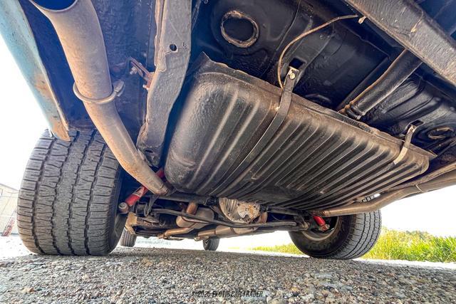 Photo of 1972 Blue Oldsmobile Cutlass
