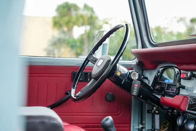 Photo of 1981 Gray Toyota Land Cruiser