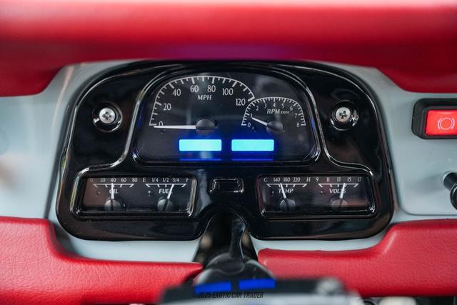 Photo of 1981 Gray Toyota Land Cruiser
