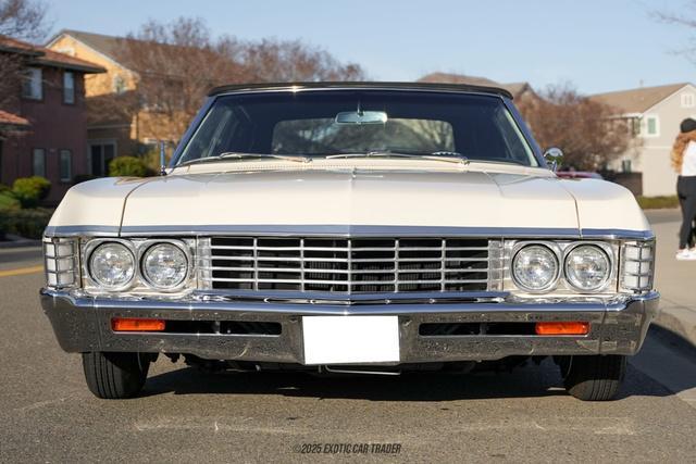 Photo of 1967 Cream Chevrolet Impala