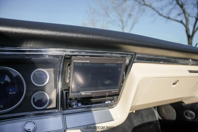 Photo of 1967 Cream Chevrolet Impala