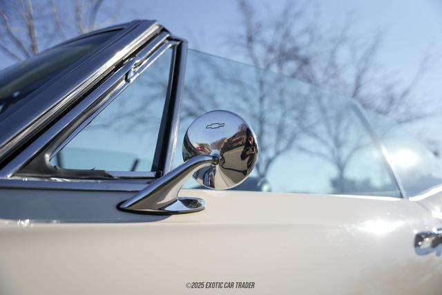 Photo of 1967 Cream Chevrolet Impala