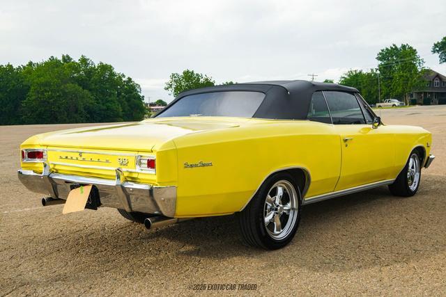 Photo of 1966 Yellow Chevrolet Chevelle